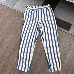 Express | Blue and Cream Stripes Capri Dress Pants Size 4S